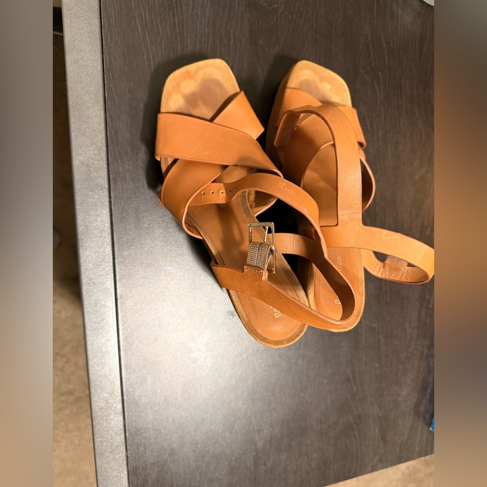 Reformation Tan Leather Cross-Strap Sandals with Buckle